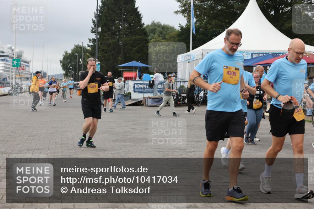 13.09.2026 - Kiel Lauf Andreas Tolksdorf http://msf.ph/oto/10417034 13.09.2026 10:07:45 Kiellinie 6378, 7, 1, 39, 4309, 1922 meine-sportfotos.de