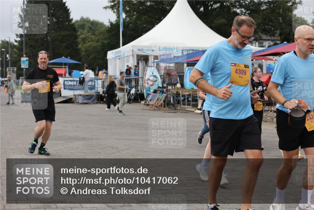 13.09.2026 - Kiel Lauf Andreas Tolksdorf http://msf.ph/oto/10417062 13.09.2026 10:07:45 Kiellinie 1138, 4309, 10628, 241 meine-sportfotos.de