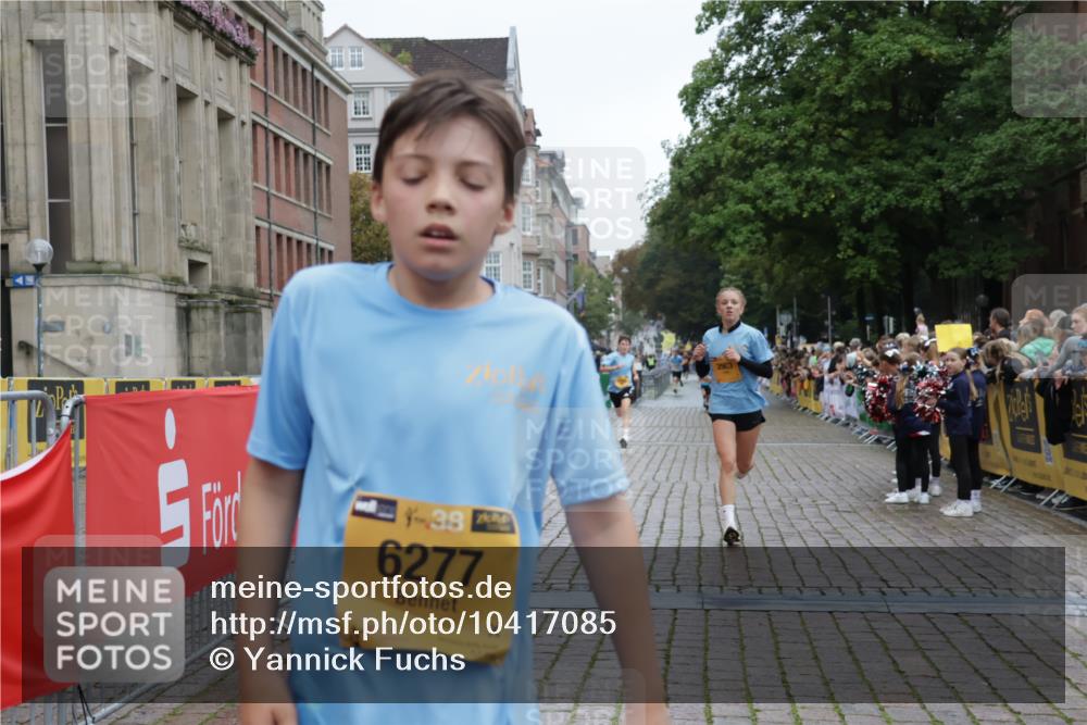 13.09.2026 - Kiel Lauf Yannick Fuchs http://msf.ph/oto/10417085 13.09.2026 09:38:18 Ziel 152, 1487, 1946, 2480, 2903, 5242, 6277, 235, 836, 2057, 2221, 2408, 2638, 2854, 4089, 4790, 5534, 5930, 7459, 7723, 8702, 9518, 10444, 10690, 12613, 1806, 3315, 3344, 4043, 4518, 4975, 6989, 9825, 11351, 2057, 2720, 4252, 4790, 9518 meine-sportfotos.de