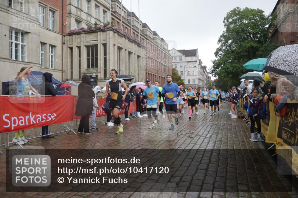 13.09.2026 - Kiel Lauf Yannick Fuchs http://msf.ph/oto/10417120 13.09.2026 10:49:09 Ziel 810, 1087, 1483, 1533, 1732, 1989, 2074, 2810, 2879, 3399, 3640, 4140, 4528, 4670, 4865, 4876, 5543, 5803, 6305, 6376, 6933, 7545, 8032, 8271, 8329, 8594, 8991, 9031, 9728, 10411, 10481, 11099, 11117, 11475, 11974, 12305, 12582, 12759, 73, 147, 170, 376, 418, 439, 472, 598, 727, 966, 1185, 1455, 1930, 2383, 3158, 3496, 3613, 3631, 3795, 3845, 3916, 4201, 4510, 4809, 5074, 5228, 5246, 5803, 6046, 6050, 6087, 6376, 6745, 7789, 7906, 7999, 8377, 8891, 1770, 2133, 147 meine-sportfotos.de