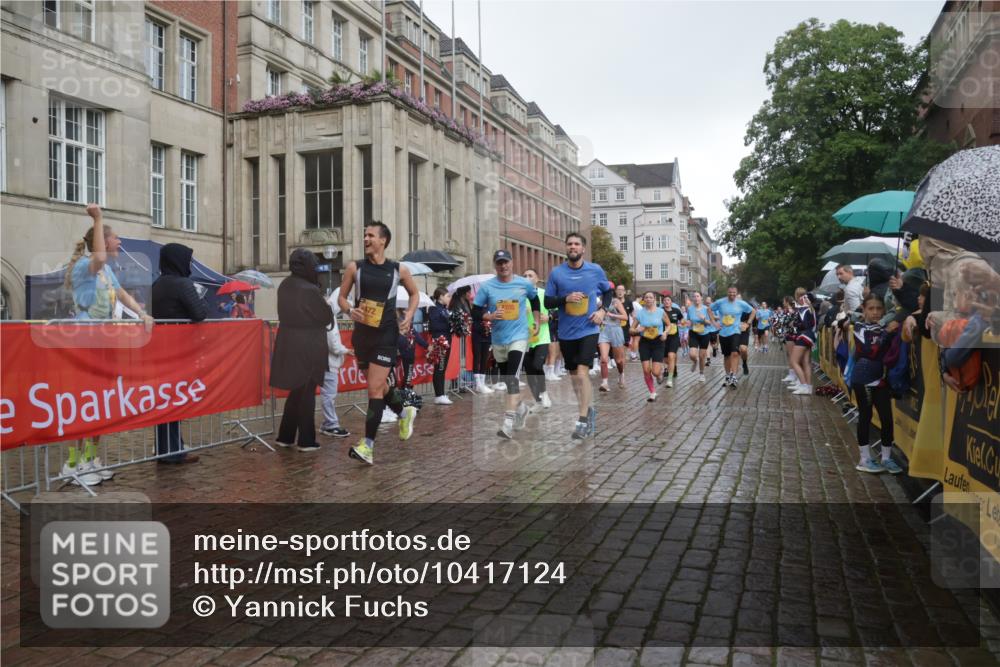 13.09.2026 - Kiel Lauf Yannick Fuchs http://msf.ph/oto/10417124 13.09.2026 10:49:09 Ziel 810, 1087, 1483, 1533, 1732, 1989, 2074, 2810, 2879, 3399, 3640, 4140, 4528, 4670, 4865, 4876, 5543, 5803, 6305, 6376, 6933, 7545, 8032, 8271, 8329, 8594, 8991, 9031, 9728, 10411, 10481, 11099, 11117, 11475, 11974, 12305, 12582, 12759, 73, 147, 170, 376, 418, 439, 472, 598, 727, 966, 1185, 1455, 1930, 2383, 3158, 3496, 3613, 3631, 3795, 3845, 3916, 4201, 4510, 4809, 5074, 5228, 5246, 5803, 6046, 6050, 6087, 6376, 6745, 7789, 7906, 7999, 8377, 8891, 1770, 2133, 147 meine-sportfotos.de