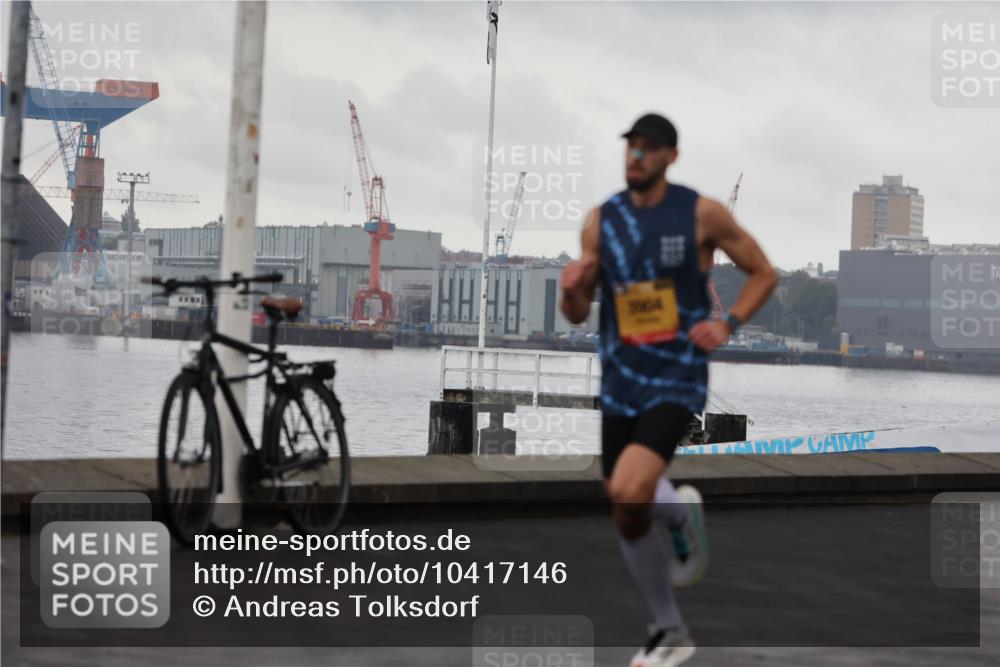 13.09.2026 - Kiel Lauf Andreas Tolksdorf http://msf.ph/oto/10417146 13.09.2026 10:56:07 Kiellinie 2804 meine-sportfotos.de