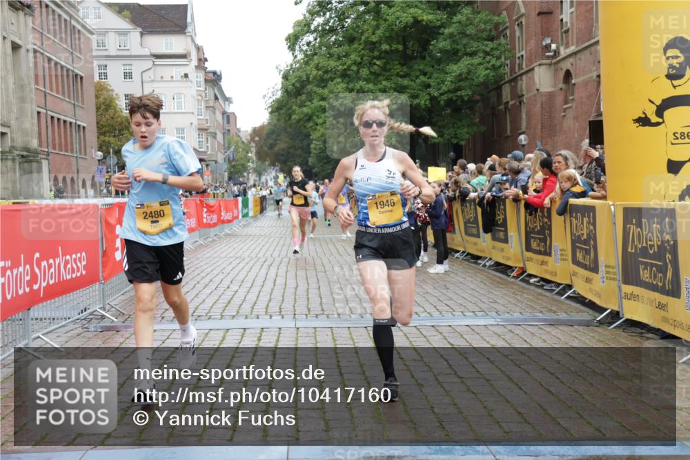 13.09.2026 - Kiel Lauf Yannick Fuchs http://msf.ph/oto/10417160 13.09.2026 09:38:23 Ziel 152, 1946, 2480, 2903, 3315, 3344, 6277, 9825, 11351, 152, 235, 836, 1487, 2221, 2408, 2638, 2854, 4089, 5242, 5534, 5930, 7459, 7723, 8702, 10444, 10690, 12613, 1806, 3814, 4043, 4518, 4975, 6989, 8482, 10415, 2057, 4252, 4790, 9518 meine-sportfotos.de