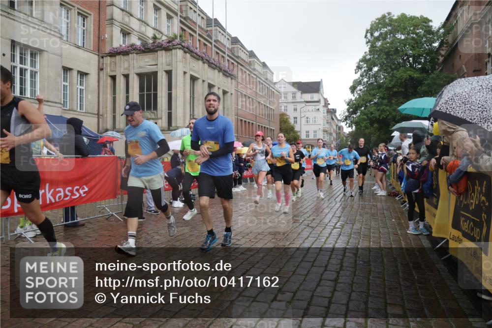13.09.2026 - Kiel Lauf Yannick Fuchs http://msf.ph/oto/10417162 13.09.2026 10:49:10 Ziel 810, 1087, 1483, 1533, 1732, 1989, 2051, 2074, 2810, 2879, 3399, 3640, 4140, 4206, 4528, 4670, 4865, 4876, 5543, 6305, 6933, 7545, 8032, 8271, 8329, 8594, 8991, 9728, 10411, 10481, 11099, 11117, 11475, 11974, 12305, 12582, 12759, 73, 147, 170, 376, 418, 439, 472, 598, 727, 966, 1185, 1455, 1930, 2383, 3158, 3496, 3613, 3631, 3795, 3845, 3916, 4201, 4510, 4528, 4809, 5074, 5228, 5246, 5803, 6046, 6050, 6087, 6376, 6745, 7789, 7906, 7999, 8271, 8377, 8891, 959, 1770, 2133, 147 meine-sportfotos.de