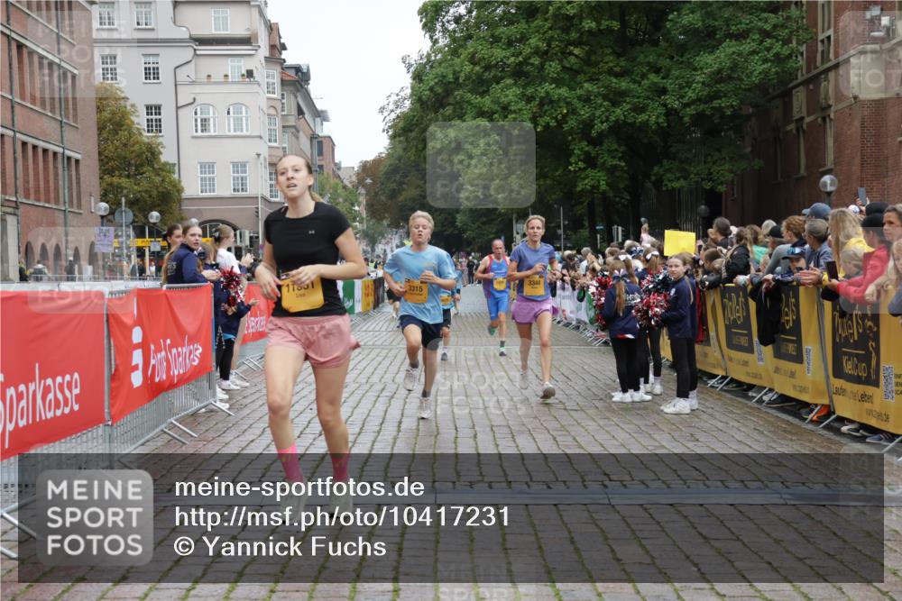 13.09.2026 - Kiel Lauf Yannick Fuchs http://msf.ph/oto/10417231 13.09.2026 09:38:26 Ziel 1806, 1946, 2480, 2903, 3315, 3344, 4043, 9825, 11351, 152, 235, 836, 1487, 2221, 2408, 2638, 2854, 4089, 5242, 5534, 5930, 6277, 7459, 7723, 8702, 10444, 10690, 12613, 3814, 4518, 4975, 6989, 7747, 8482, 9759, 10415, 2057, 2221, 2638, 4790, 10690 meine-sportfotos.de
