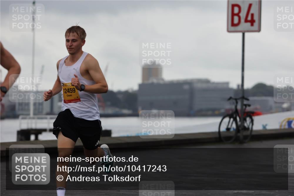 13.09.2026 - Kiel Lauf Andreas Tolksdorf http://msf.ph/oto/10417243 13.09.2026 10:56:21 Kiellinie 38, 12459, 4 meine-sportfotos.de