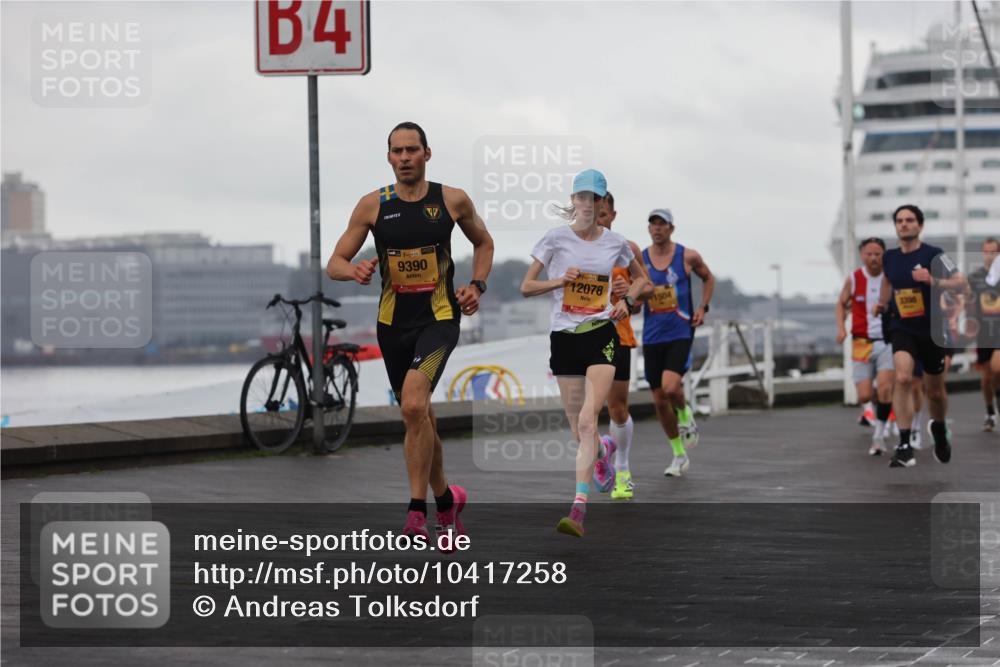 13.09.2026 - Kiel Lauf Andreas Tolksdorf http://msf.ph/oto/10417258 13.09.2026 10:56:22 Kiellinie 4, 38, 9390, 12078, 1504, 1396 meine-sportfotos.de