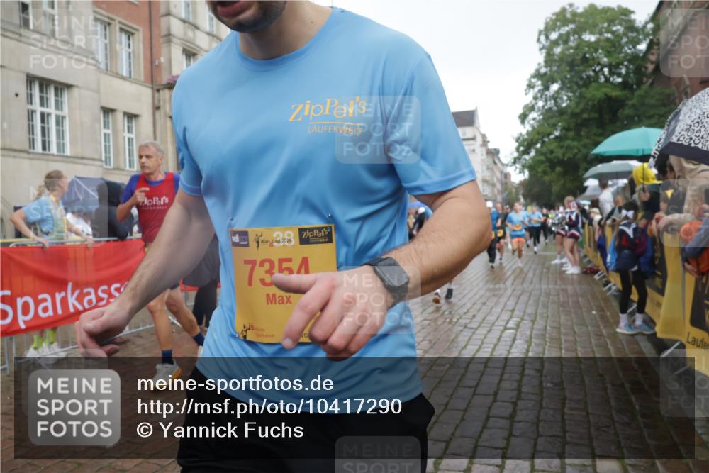 13.09.2026 - Kiel Lauf Yannick Fuchs http://msf.ph/oto/10417290 13.09.2026 10:49:18 Ziel 810, 1533, 2010, 2051, 2074, 2879, 3523, 3895, 4169, 4206, 4599, 4670, 4815, 5480, 5543, 5614, 6855, 6933, 7182, 7545, 8078, 8275, 8329, 8416, 8594, 9172, 9396, 9436, 10079, 10888, 12305, 73, 439, 598, 727, 966, 1087, 1185, 1455, 1483, 1732, 1989, 2383, 2810, 3158, 3399, 3496, 3631, 3640, 3795, 3916, 4140, 4201, 4528, 4809, 4865, 4876, 5074, 5228, 5803, 6046, 6050, 6087, 6305, 6376, 6745, 7545, 7789, 7906, 7999, 8032, 8271, 8329, 8377, 8891, 959, 1770, 2133, 147 meine-sportfotos.de