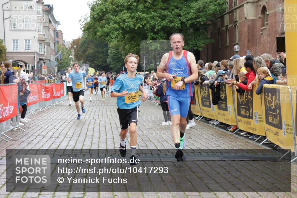 13.09.2026 - Kiel Lauf Yannick Fuchs http://msf.ph/oto/10417293 13.09.2026 09:38:30 Ziel 1806, 1946, 2480, 3315, 3344, 4043, 4518, 6989, 9825, 11351, 152, 235, 836, 1487, 2408, 2854, 2903, 4089, 5242, 5534, 5930, 6277, 7459, 7723, 8702, 10444, 12613, 3814, 4975, 7747, 8482, 9759, 10415, 10894, 2221, 2638, 2854, 4089, 7723, 8702, 10444, 10690 meine-sportfotos.de