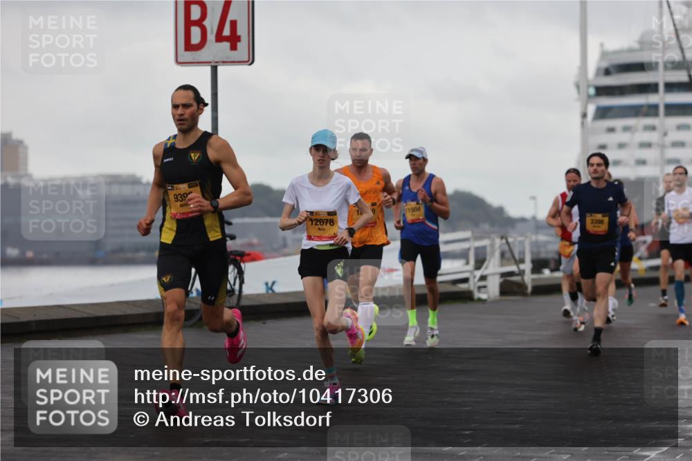 13.09.2026 - Kiel Lauf Andreas Tolksdorf http://msf.ph/oto/10417306 13.09.2026 10:56:22 Kiellinie 38, 930, 4, 138, 12078, 11504 meine-sportfotos.de