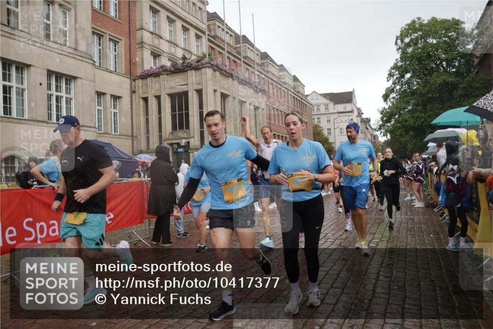 13.09.2026 - Kiel Lauf Yannick Fuchs http://msf.ph/oto/10417377 13.09.2026 10:49:24 Ziel 1770, 2010, 2051, 2074, 2133, 3523, 3895, 4169, 4206, 4599, 4815, 4937, 5054, 5480, 5614, 5741, 6034, 6855, 6972, 7182, 7295, 7978, 8078, 8275, 8416, 9172, 9396, 9436, 10079, 10888, 73, 439, 598, 810, 966, 1087, 1185, 1455, 1483, 1533, 1732, 1989, 2074, 2810, 2879, 3158, 3399, 3496, 3640, 3795, 3916, 4140, 4528, 4670, 4809, 4865, 4876, 5074, 5228, 5543, 5803, 6046, 6050, 6087, 6305, 6376, 6745, 6933, 7545, 7789, 7906, 7999, 8032, 8271, 8329, 8377, 8594, 8891, 959 meine-sportfotos.de