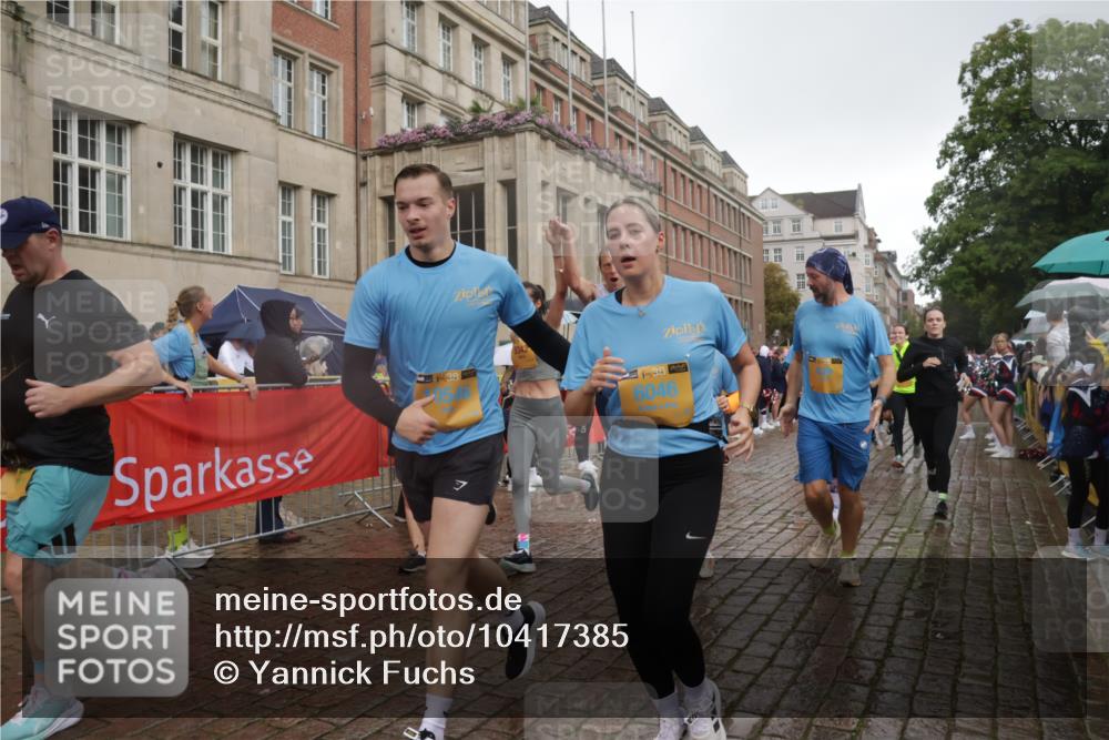 13.09.2026 - Kiel Lauf Yannick Fuchs http://msf.ph/oto/10417385 13.09.2026 10:49:25 Ziel 959, 1770, 2010, 2051, 2133, 2705, 3523, 3528, 3895, 4169, 4206, 4599, 4815, 4937, 5054, 5480, 5614, 5741, 6034, 6855, 6972, 7182, 7295, 7978, 8078, 8275, 8416, 9040, 9172, 9396, 9436, 10079, 10888, 73, 439, 598, 810, 966, 1087, 1185, 1455, 1483, 1533, 1732, 1989, 2051, 2074, 2810, 2879, 3158, 3399, 3496, 3640, 3795, 4140, 4206, 4528, 4670, 4809, 4865, 4876, 5074, 5228, 5543, 5803, 6046, 6050, 6305, 6376, 6745, 6933, 7545, 7789, 7906, 7999, 8032, 8271, 8329, 8377, 8594, 8891 meine-sportfotos.de