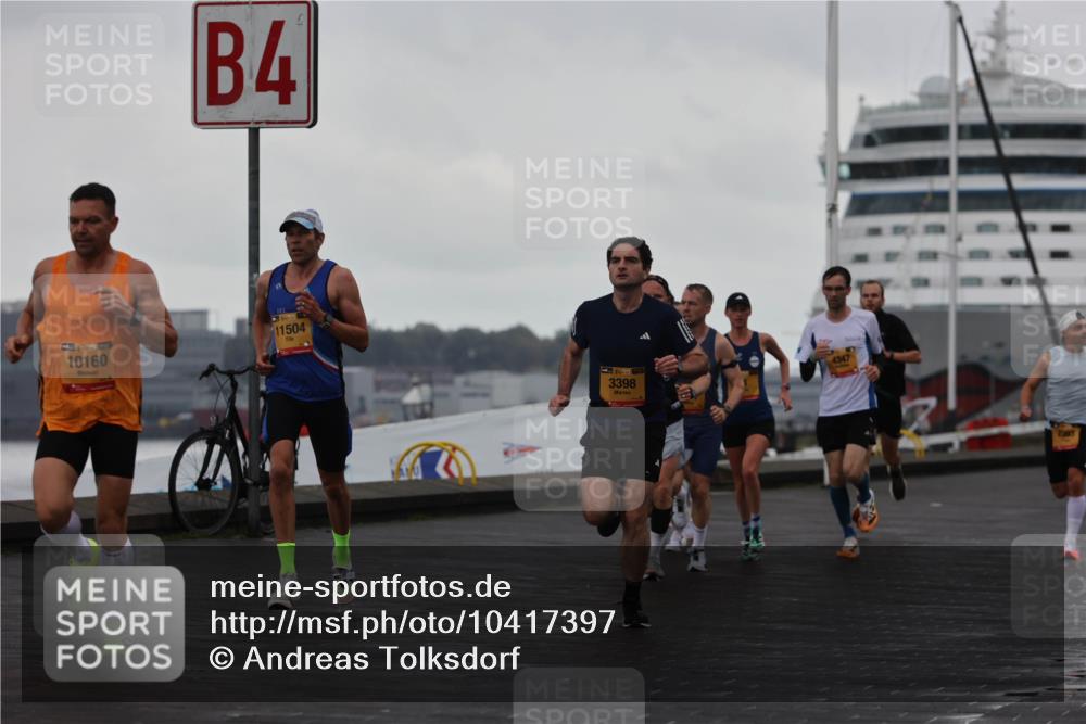 13.09.2026 - Kiel Lauf Andreas Tolksdorf http://msf.ph/oto/10417397 13.09.2026 10:56:24 Kiellinie 4, 10160, 11504, 38, 3398, 1993 meine-sportfotos.de
