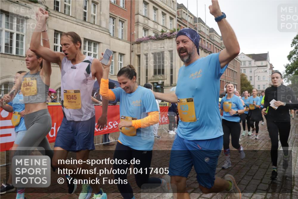 13.09.2026 - Kiel Lauf Yannick Fuchs http://msf.ph/oto/10417405 13.09.2026 10:49:26 Ziel 959, 1770, 2010, 2133, 2705, 3523, 3528, 3895, 4169, 4599, 4815, 4937, 5054, 5480, 5614, 5741, 6034, 6321, 6855, 6972, 7182, 7295, 7978, 8078, 8275, 8416, 9040, 9172, 9396, 9436, 10079, 10888, 73, 439, 598, 810, 966, 1087, 1185, 1483, 1533, 1732, 1989, 2051, 2074, 2810, 2879, 3158, 3399, 3496, 3640, 3795, 4140, 4206, 4528, 4670, 4809, 4865, 4876, 5228, 5543, 5803, 6046, 6050, 6305, 6376, 6745, 6855, 6933, 7545, 7789, 7906, 7999, 8032, 8271, 8329, 8377, 8594, 8891 meine-sportfotos.de