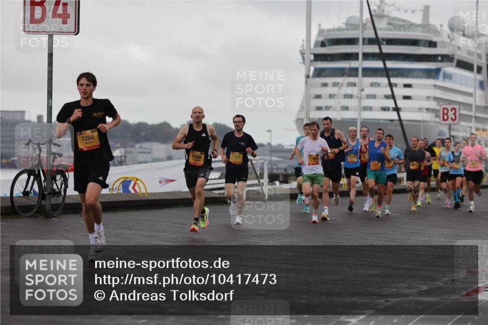 13.09.2026 - Kiel Lauf Andreas Tolksdorf http://msf.ph/oto/10417473 13.09.2026 10:56:40 Kiellinie 4, 7264, 8209, 7208, 11809, 3 meine-sportfotos.de