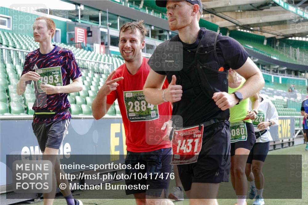 13.09.2026 - 21. swb-Marathon Bremen Michael Burmester http://msf.ph/oto/10417476 13.09.2026 13:20:13 Laufen im Stadion 333, 464, 512, 704, 938, 1066, 1129, 1156, 1409, 1439, 1446, 1506, 1697, 1756, 1765, 1815, 1846, 1916, 2010, 2028, 2064, 2139, 2201, 2224, 2240, 2258, 2278, 2315, 2349, 2394, 2395, 2417, 2437, 2501, 2519, 2533, 2557, 2563, 2588, 2622, 2626, 2689, 2694, 2695, 2702, 2703, 2722, 2756, 2786, 2793, 2843, 2845, 2886, 2944, 2983, 3004, 3017, 3018, 3031, 3035, 3036, 3037, 3046, 3059, 3070, 3072, 3074, 3102, 3116, 3139, 3189, 3198, 3243, 3263, 3264, 3285, 3287, 3310, 3315 meine-sportfotos.de