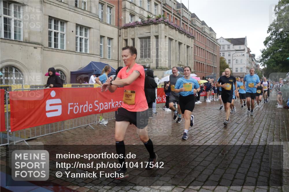 13.09.2026 - Kiel Lauf Yannick Fuchs http://msf.ph/oto/10417542 13.09.2026 10:49:37 Ziel 959, 1770, 2167, 2245, 2668, 2705, 3259, 3294, 3528, 3979, 4049, 5054, 5179, 5651, 5741, 6024, 6034, 6292, 6321, 6339, 6877, 6972, 7311, 8263, 8717, 9040, 9469, 10037, 10191, 10204, 10516, 11354, 11880, 12180, 12515, 810, 1087, 1483, 1533, 1732, 1770, 1989, 2010, 2051, 2074, 2133, 2810, 2879, 3399, 3523, 3640, 3895, 4140, 4169, 4206, 4599, 4670, 4815, 4865, 4876, 4937, 5054, 5480, 5543, 5614, 6034, 6855, 6933, 7182, 7545, 8032, 8329, 8594, 73 meine-sportfotos.de