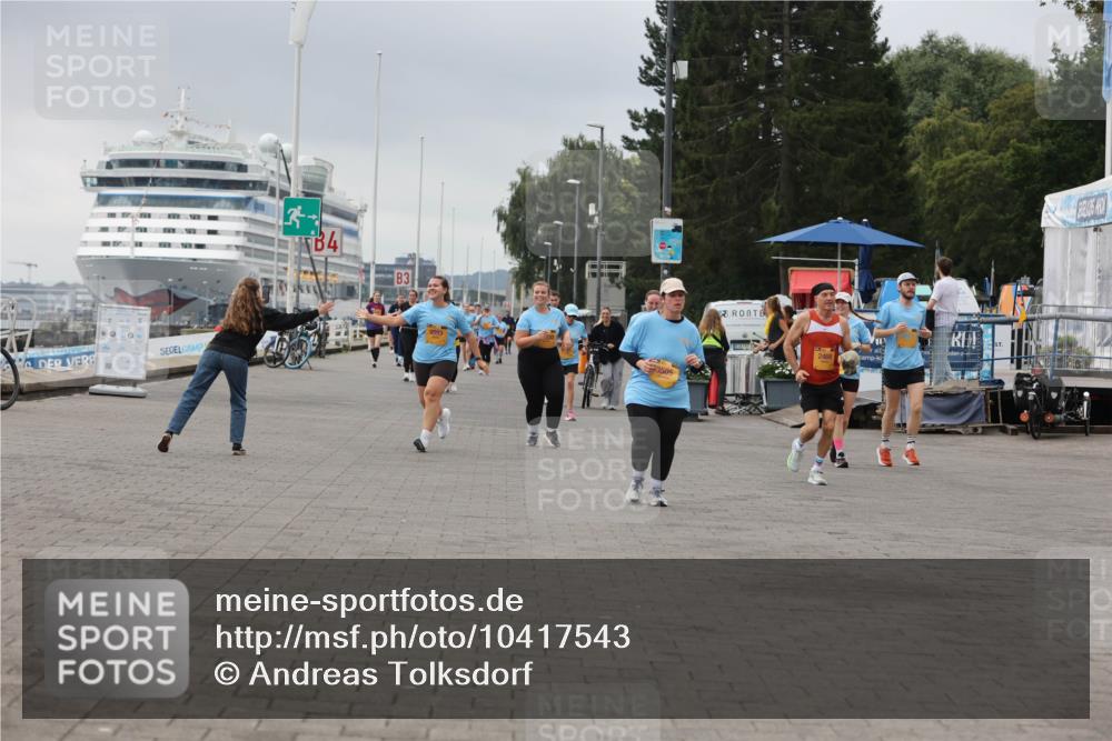 13.09.2026 - Kiel Lauf Andreas Tolksdorf http://msf.ph/oto/10417543 13.09.2026 10:08:01 Kiellinie 13, 4, 3505, 2469 meine-sportfotos.de