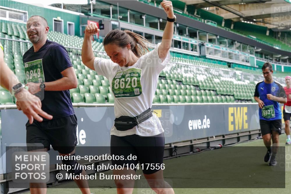 13.09.2026 - 21. swb-Marathon Bremen Michael Burmester http://msf.ph/oto/10417556 13.09.2026 13:20:14 Laufen im Stadion 333, 464, 512, 704, 938, 1066, 1129, 1156, 1409, 1439, 1446, 1506, 1697, 1756, 1808, 1815, 1846, 1916, 2010, 2028, 2064, 2139, 2201, 2224, 2240, 2258, 2278, 2315, 2349, 2394, 2395, 2417, 2437, 2501, 2519, 2533, 2557, 2563, 2588, 2622, 2626, 2689, 2694, 2695, 2702, 2703, 2722, 2756, 2786, 2793, 2843, 2845, 2886, 2944, 2983, 3004, 3017, 3018, 3031, 3035, 3036, 3037, 3046, 3059, 3070, 3072, 3074, 3102, 3116, 3139, 3189, 3198, 3243, 3263, 3264, 3285, 3287, 3310, 3315 meine-sportfotos.de
