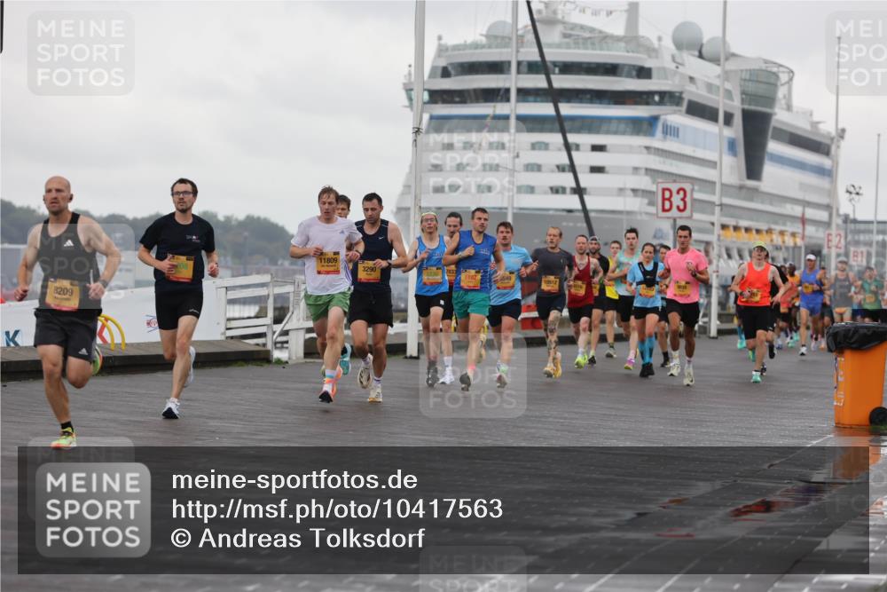 13.09.2026 - Kiel Lauf Andreas Tolksdorf http://msf.ph/oto/10417563 13.09.2026 10:56:41 Kiellinie 8209, 11809, 3290, 10512, 316, 3 meine-sportfotos.de