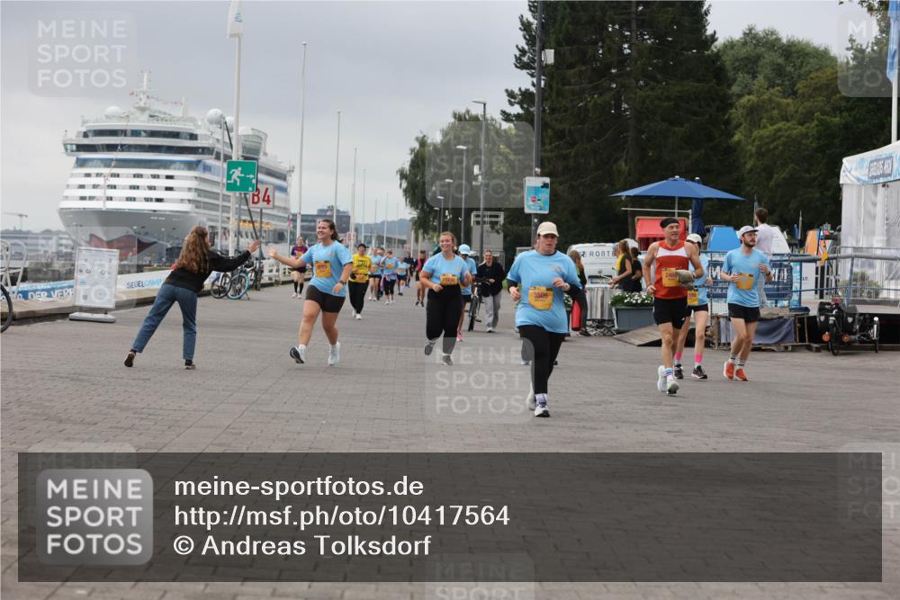 13.09.2026 - Kiel Lauf Andreas Tolksdorf http://msf.ph/oto/10417564 13.09.2026 10:08:01 Kiellinie 3, 4, 2469, 300, 11230, 3505 meine-sportfotos.de