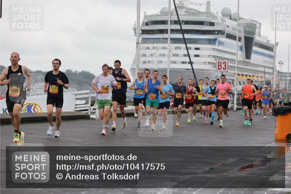 13.09.2026 - Kiel Lauf Andreas Tolksdorf http://msf.ph/oto/10417575 13.09.2026 10:56:41 Kiellinie 3 meine-sportfotos.de