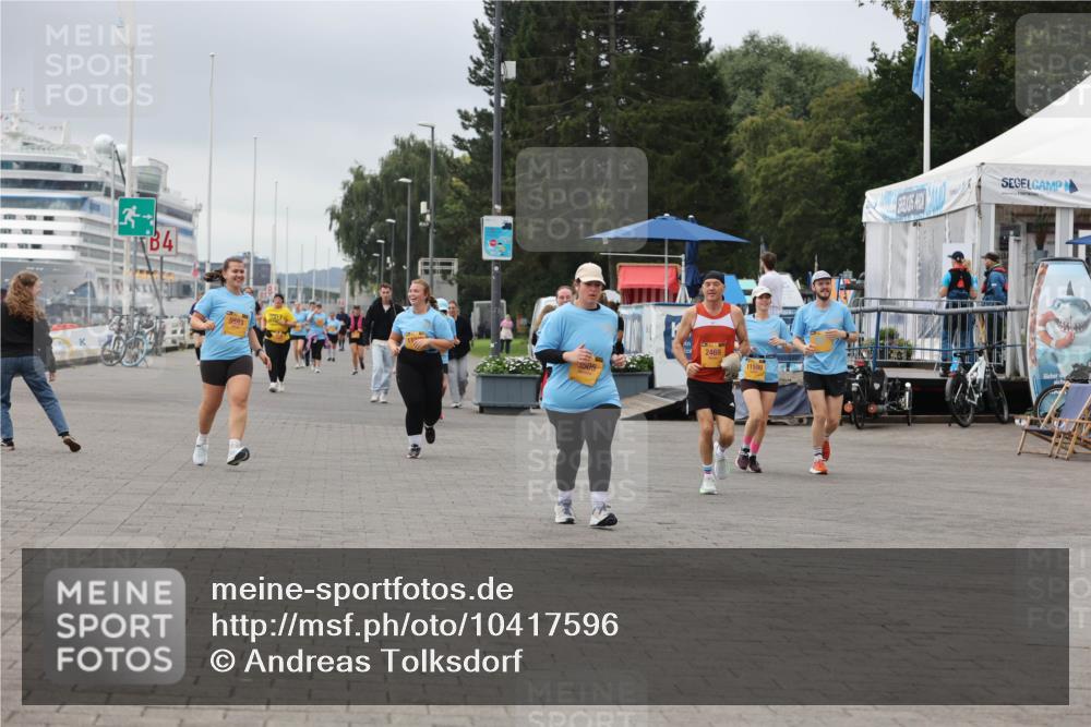 13.09.2026 - Kiel Lauf Andreas Tolksdorf http://msf.ph/oto/10417596 13.09.2026 10:08:02 Kiellinie 13, 4, 9593, 3505, 2469 meine-sportfotos.de