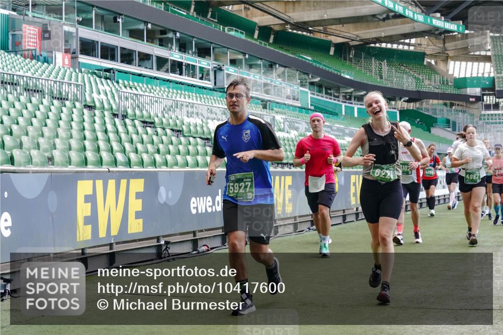 13.09.2026 - 21. swb-Marathon Bremen Michael Burmester http://msf.ph/oto/10417600 13.09.2026 13:20:15 Laufen im Stadion 333, 464, 512, 704, 938, 1066, 1129, 1156, 1409, 1439, 1446, 1506, 1697, 1756, 1808, 1815, 1846, 1916, 2010, 2028, 2064, 2139, 2201, 2224, 2240, 2258, 2278, 2315, 2349, 2394, 2395, 2417, 2437, 2501, 2519, 2533, 2557, 2563, 2588, 2622, 2626, 2689, 2694, 2695, 2702, 2703, 2722, 2756, 2786, 2793, 2843, 2845, 2886, 2944, 2983, 3004, 3017, 3018, 3031, 3035, 3036, 3037, 3046, 3059, 3070, 3072, 3074, 3102, 3116, 3139, 3189, 3198, 3243, 3263, 3264, 3285, 3287, 3310, 3315 meine-sportfotos.de