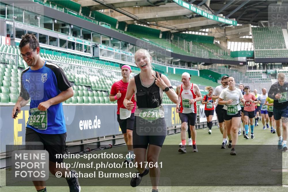 13.09.2026 - 21. swb-Marathon Bremen Michael Burmester http://msf.ph/oto/10417641 13.09.2026 13:20:16 Laufen im Stadion 333, 464, 512, 620, 704, 938, 1066, 1129, 1156, 1409, 1439, 1446, 1506, 1697, 1756, 1808, 1815, 1846, 1916, 2010, 2028, 2064, 2139, 2201, 2224, 2240, 2258, 2278, 2315, 2349, 2394, 2395, 2417, 2437, 2501, 2519, 2533, 2557, 2563, 2588, 2622, 2626, 2689, 2694, 2695, 2702, 2703, 2722, 2736, 2756, 2786, 2793, 2843, 2845, 2886, 2944, 2983, 3004, 3017, 3018, 3031, 3035, 3036, 3037, 3046, 3059, 3070, 3072, 3074, 3102, 3116, 3139, 3189, 3198, 3243, 3263, 3264, 3287, 3310, 3315 meine-sportfotos.de