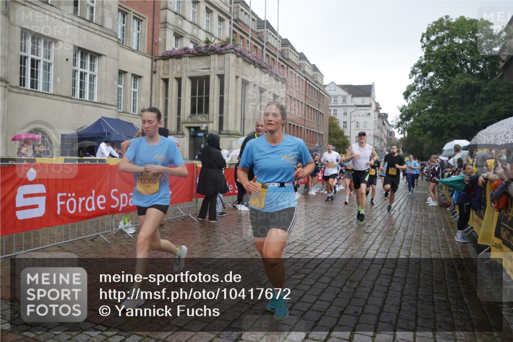13.09.2026 - Kiel Lauf Yannick Fuchs http://msf.ph/oto/10417672 13.09.2026 10:49:47 Ziel 1388, 2245, 2668, 3008, 3164, 3294, 3311, 3459, 3508, 4049, 5350, 5370, 5651, 5849, 6024, 6157, 6292, 6827, 6830, 6831, 6877, 7011, 8237, 8263, 8595, 8644, 8977, 9037, 9107, 9275, 9449, 10191, 10703, 11354, 11524, 11712, 11880, 12378, 12410, 810, 959, 1770, 2010, 2051, 2074, 2133, 2167, 2705, 3259, 3523, 3528, 3895, 3979, 4169, 4206, 4599, 4815, 4937, 5054, 5179, 5480, 5614, 5741, 6034, 6292, 6321, 6339, 6855, 7182, 1533 meine-sportfotos.de
