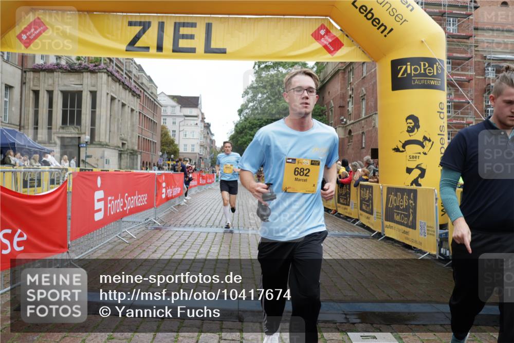 13.09.2026 - Kiel Lauf Yannick Fuchs http://msf.ph/oto/10417674 13.09.2026 09:38:59 Ziel 682, 1702, 4314, 8313, 8943, 9838, 1806, 3315, 3344, 3814, 4043, 4518, 4975, 6989, 7747, 8482, 9759, 9825, 10415, 10894, 11351, 20, 1927, 5272, 5398, 5869, 7216, 7431, 12496, 12682, 12833, 1946, 2480, 2903, 3315, 3344, 11351 meine-sportfotos.de