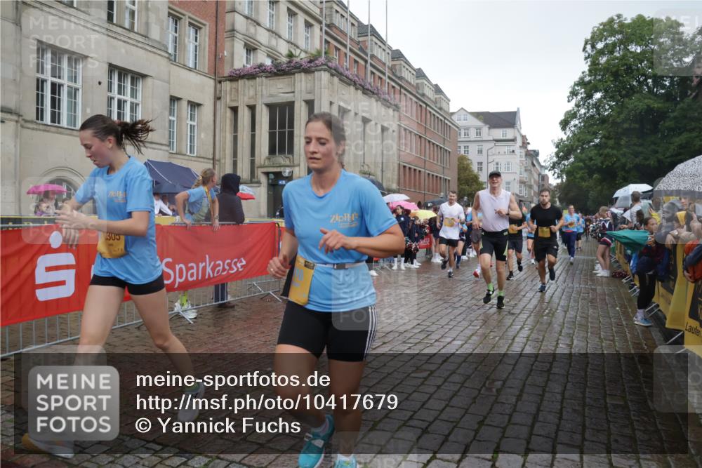 13.09.2026 - Kiel Lauf Yannick Fuchs http://msf.ph/oto/10417679 13.09.2026 10:49:48 Ziel 1388, 2245, 2668, 3008, 3164, 3294, 3311, 3459, 3508, 4049, 5350, 5370, 5651, 5849, 6024, 6157, 6827, 6830, 6831, 6877, 7011, 8237, 8263, 8595, 8644, 8977, 9037, 9107, 9275, 9449, 10703, 11354, 11524, 11712, 11880, 12378, 12410, 810, 959, 1770, 2010, 2051, 2074, 2133, 2167, 2668, 2705, 3259, 3523, 3528, 3895, 3979, 4169, 4206, 4599, 4815, 4937, 5054, 5179, 5480, 5614, 5651, 5741, 6034, 6292, 6321, 6339, 6855, 7182, 1533 meine-sportfotos.de