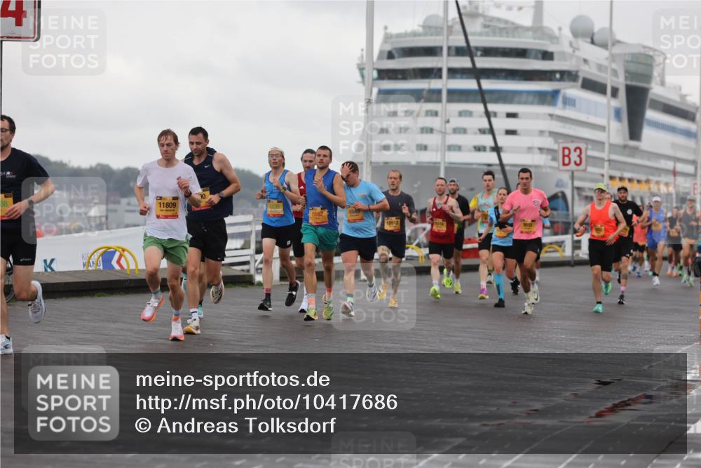 13.09.2026 - Kiel Lauf Andreas Tolksdorf http://msf.ph/oto/10417686 13.09.2026 10:56:42 Kiellinie 08, 10, 39, 11809, 3730, 6182, 6549, 10512, 1316, 3 meine-sportfotos.de