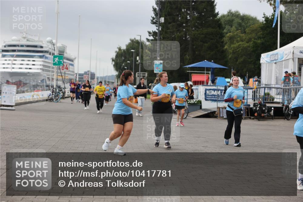 13.09.2026 - Kiel Lauf Andreas Tolksdorf http://msf.ph/oto/10417781 13.09.2026 10:08:06 Kiellinie 13, 4, 83, 9593, 230, 5917 meine-sportfotos.de