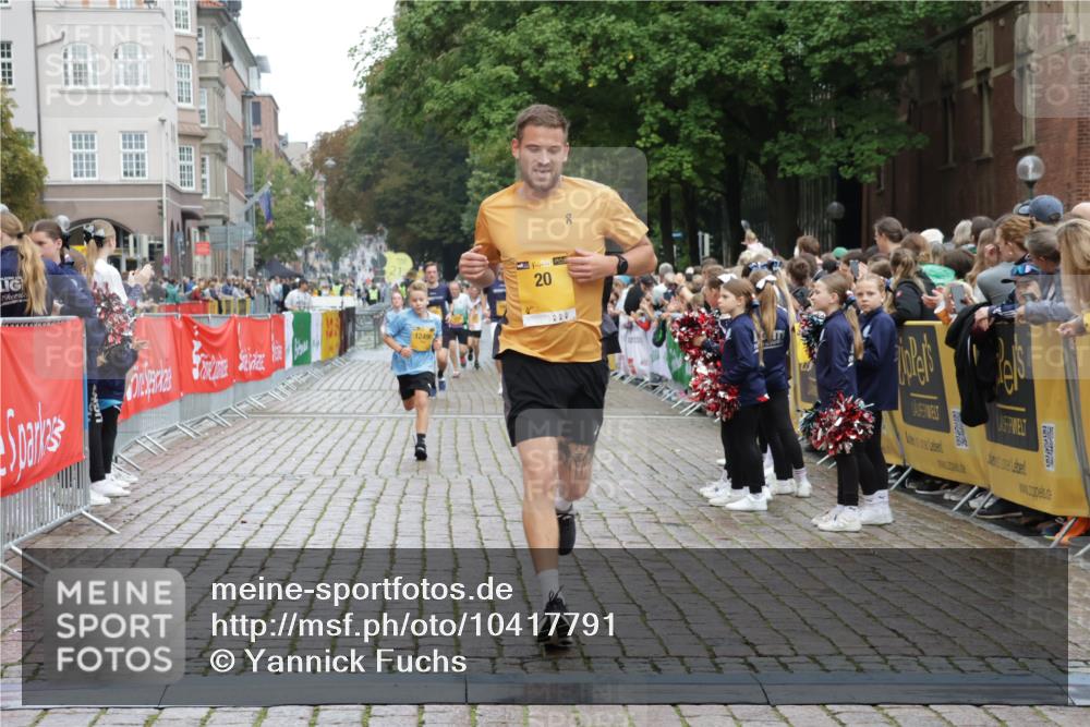 13.09.2026 - Kiel Lauf Yannick Fuchs http://msf.ph/oto/10417791 13.09.2026 09:39:08 Ziel 20, 1702, 1927, 12496, 12682, 682, 3814, 4314, 4518, 4975, 6989, 7747, 8313, 8482, 8943, 9759, 9838, 10415, 10894, 3522, 4104, 5272, 5398, 5869, 7216, 7431, 8591, 8807, 12833, 1806, 3344, 4043, 4518, 4975, 6989, 9825 meine-sportfotos.de