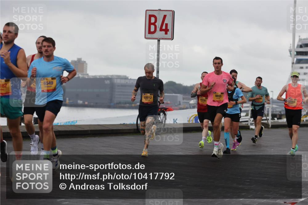 13.09.2026 - Kiel Lauf Andreas Tolksdorf http://msf.ph/oto/10417792 13.09.2026 10:56:47 Kiellinie 182, 6549, 4, 10512, 9316, 9855, 9253 meine-sportfotos.de