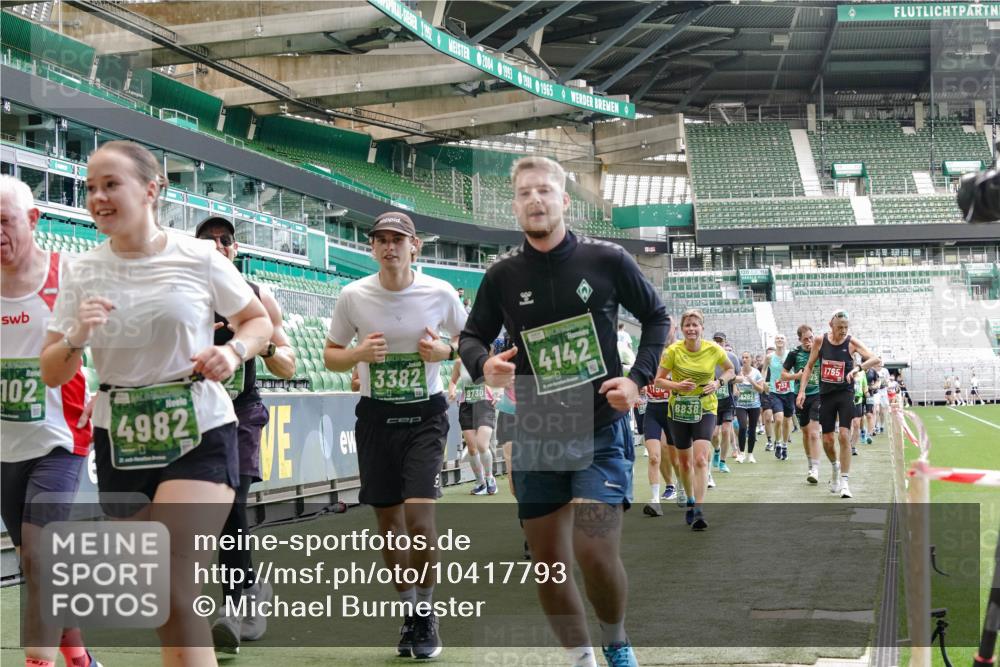 13.09.2026 - 21. swb-Marathon Bremen Michael Burmester http://msf.ph/oto/10417793 13.09.2026 13:20:19 Laufen im Stadion 333, 464, 512, 620, 704, 938, 1066, 1129, 1156, 1409, 1439, 1446, 1506, 1697, 1756, 1808, 1815, 1846, 1916, 2010, 2028, 2064, 2139, 2201, 2224, 2240, 2258, 2278, 2315, 2349, 2394, 2395, 2414, 2417, 2437, 2501, 2519, 2533, 2557, 2563, 2588, 2622, 2626, 2689, 2694, 2695, 2702, 2703, 2722, 2736, 2756, 2786, 2793, 2843, 2845, 2886, 2983, 3004, 3010, 3017, 3018, 3031, 3035, 3036, 3037, 3046, 3059, 3070, 3072, 3074, 3102, 3116, 3139, 3189, 3198, 3243, 3263, 3264, 3287, 3310, 3315 meine-sportfotos.de