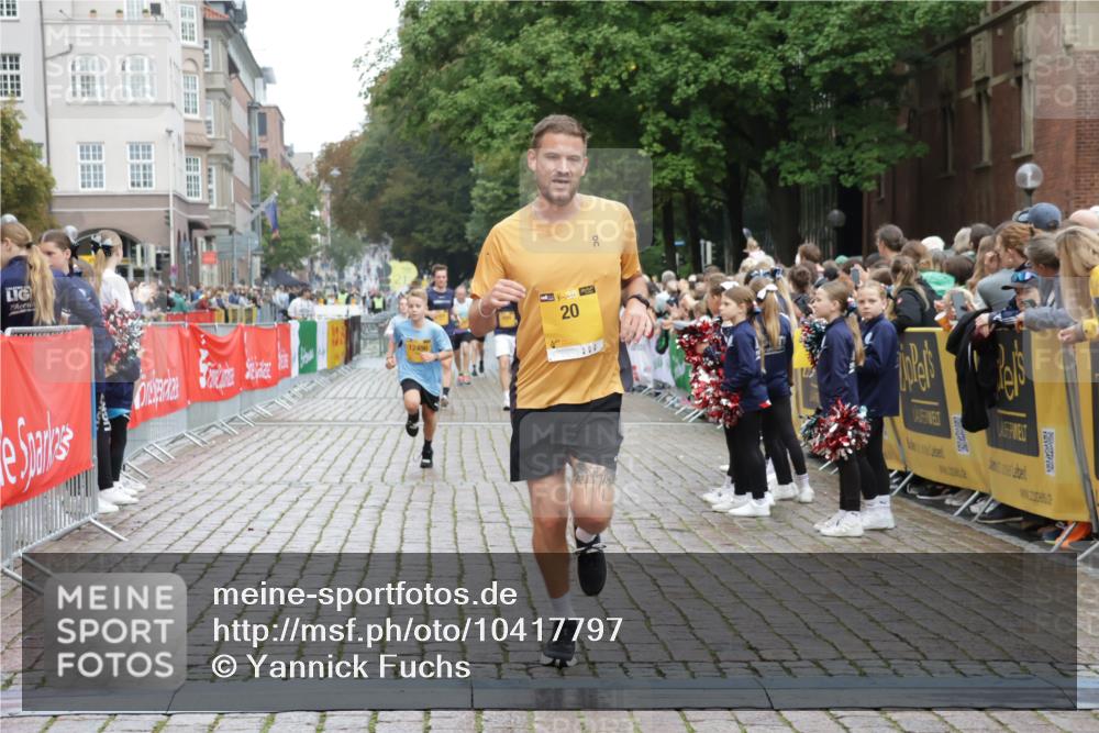 13.09.2026 - Kiel Lauf Yannick Fuchs http://msf.ph/oto/10417797 13.09.2026 09:39:08 Ziel 20, 1702, 1927, 12496, 12682, 682, 3814, 4314, 4518, 4975, 6989, 7747, 8313, 8482, 8943, 9759, 9838, 10415, 10894, 3522, 4104, 5272, 5398, 5869, 7216, 7431, 8591, 8807, 12833, 1806, 3344, 4043, 4518, 4975, 6989, 9825 meine-sportfotos.de