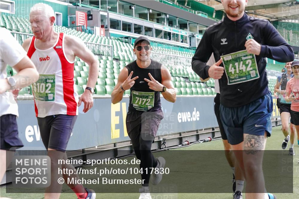 13.09.2026 - 21. swb-Marathon Bremen Michael Burmester http://msf.ph/oto/10417830 13.09.2026 13:20:20 Laufen im Stadion 333, 464, 512, 620, 704, 938, 1066, 1129, 1156, 1409, 1439, 1446, 1506, 1697, 1756, 1808, 1815, 1846, 1916, 2010, 2028, 2064, 2139, 2201, 2224, 2240, 2258, 2278, 2315, 2349, 2394, 2395, 2414, 2417, 2437, 2501, 2519, 2533, 2557, 2563, 2588, 2626, 2689, 2694, 2695, 2702, 2703, 2722, 2736, 2756, 2786, 2793, 2843, 2845, 2886, 2983, 3004, 3010, 3017, 3018, 3031, 3035, 3036, 3037, 3046, 3059, 3070, 3072, 3074, 3102, 3116, 3139, 3189, 3198, 3243, 3263, 3264, 3310, 3315 meine-sportfotos.de