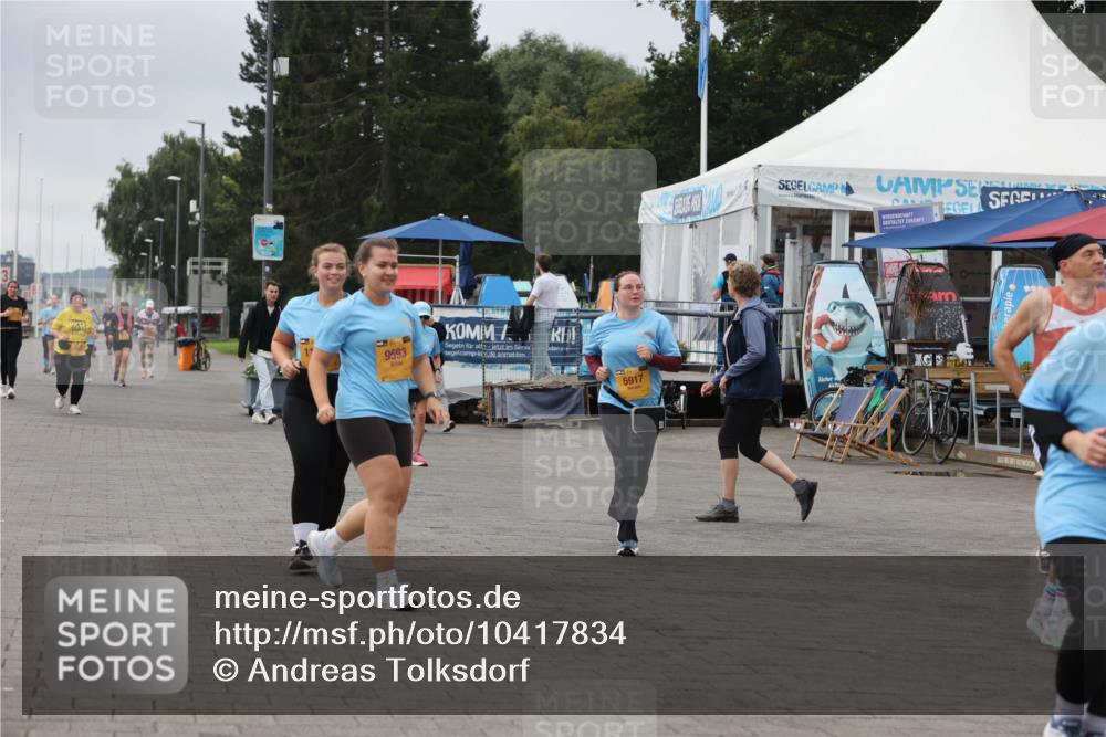 13.09.2026 - Kiel Lauf Andreas Tolksdorf http://msf.ph/oto/10417834 13.09.2026 10:08:07 Kiellinie 9593, 5917, 1110 meine-sportfotos.de