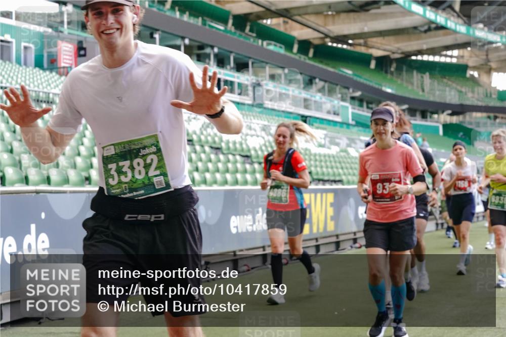 13.09.2026 - 21. swb-Marathon Bremen Michael Burmester http://msf.ph/oto/10417859 13.09.2026 13:20:21 Laufen im Stadion 333, 464, 512, 620, 704, 938, 1066, 1129, 1156, 1409, 1439, 1446, 1506, 1697, 1756, 1808, 1815, 1846, 1916, 2010, 2028, 2064, 2139, 2201, 2224, 2240, 2258, 2278, 2315, 2349, 2394, 2395, 2414, 2417, 2437, 2501, 2519, 2533, 2557, 2563, 2588, 2626, 2689, 2694, 2695, 2702, 2703, 2722, 2736, 2756, 2786, 2793, 2843, 2845, 2886, 2983, 3004, 3010, 3017, 3018, 3031, 3035, 3036, 3037, 3046, 3059, 3070, 3072, 3074, 3102, 3116, 3139, 3189, 3198, 3243, 3263, 3264, 3310, 3315 meine-sportfotos.de