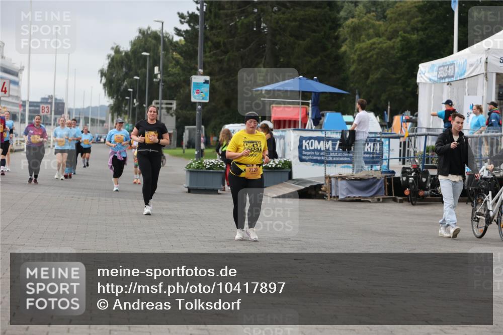 13.09.2026 - Kiel Lauf Andreas Tolksdorf http://msf.ph/oto/10417897 13.09.2026 10:08:16 Kiellinie 4, 3, 7, 7720 meine-sportfotos.de