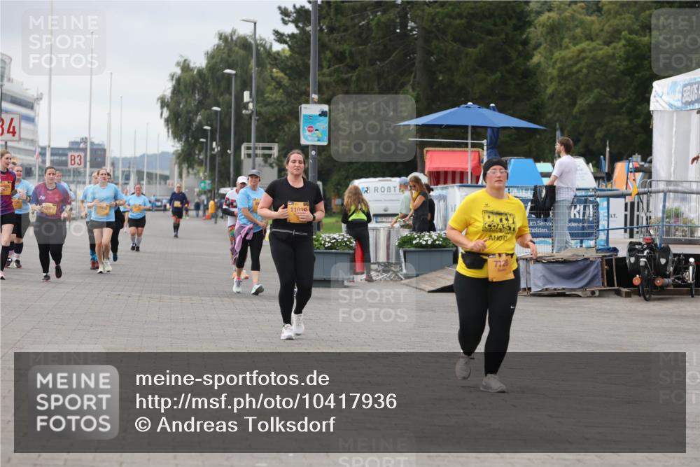 13.09.2026 - Kiel Lauf Andreas Tolksdorf http://msf.ph/oto/10417936 13.09.2026 10:08:18 Kiellinie 34, 3, 7400, 11030, 7720 meine-sportfotos.de