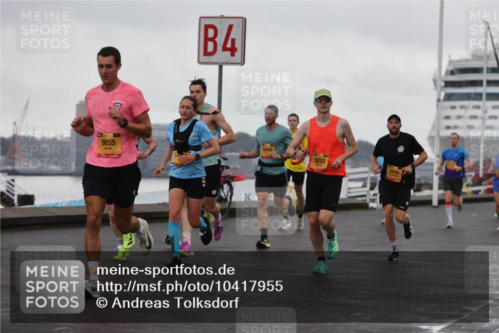 13.09.2026 - Kiel Lauf Andreas Tolksdorf http://msf.ph/oto/10417955 13.09.2026 10:56:49 Kiellinie 38, 9855, 1268, 4, 10008, 9253, 3970 meine-sportfotos.de