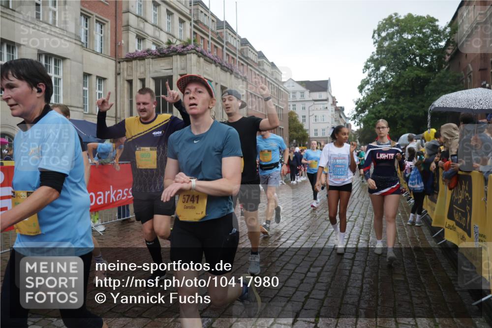 13.09.2026 - Kiel Lauf Yannick Fuchs http://msf.ph/oto/10417980 13.09.2026 10:50:05 Ziel 124, 136, 253, 723, 1057, 1401, 1452, 2709, 2733, 2901, 3076, 4317, 4714, 4921, 5115, 5438, 5685, 5804, 6445, 7788, 8185, 8375, 8459, 8665, 10171, 10216, 10237, 10297, 11437, 11485, 11776, 12590, 12664, 12747, 253, 959, 1388, 1452, 2167, 2245, 2668, 2705, 2733, 3008, 3164, 3259, 3294, 3311, 3459, 3508, 3528, 3979, 4039, 4049, 5179, 5350, 5370, 5651, 5849, 6024, 6157, 6292, 6321, 6339, 6827, 6830, 6831, 6877, 7011, 8237, 8644, 8977, 9037, 177, 3259, 6321, 8717 meine-sportfotos.de