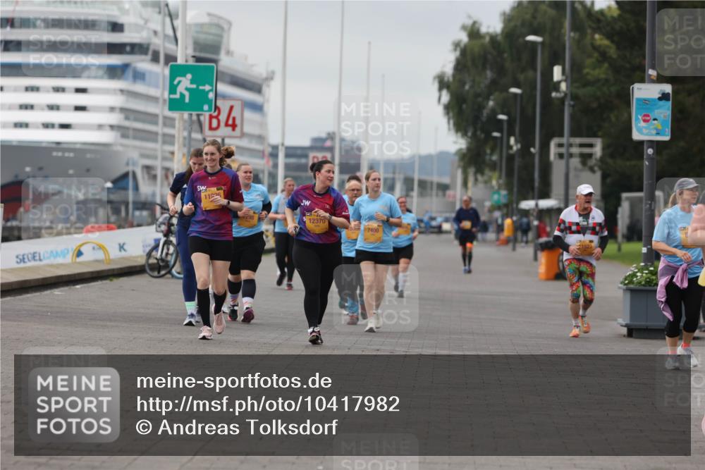 13.09.2026 - Kiel Lauf Andreas Tolksdorf http://msf.ph/oto/10417982 13.09.2026 10:08:20 Kiellinie 3, 4, 116, 298, 12370, 7400 meine-sportfotos.de