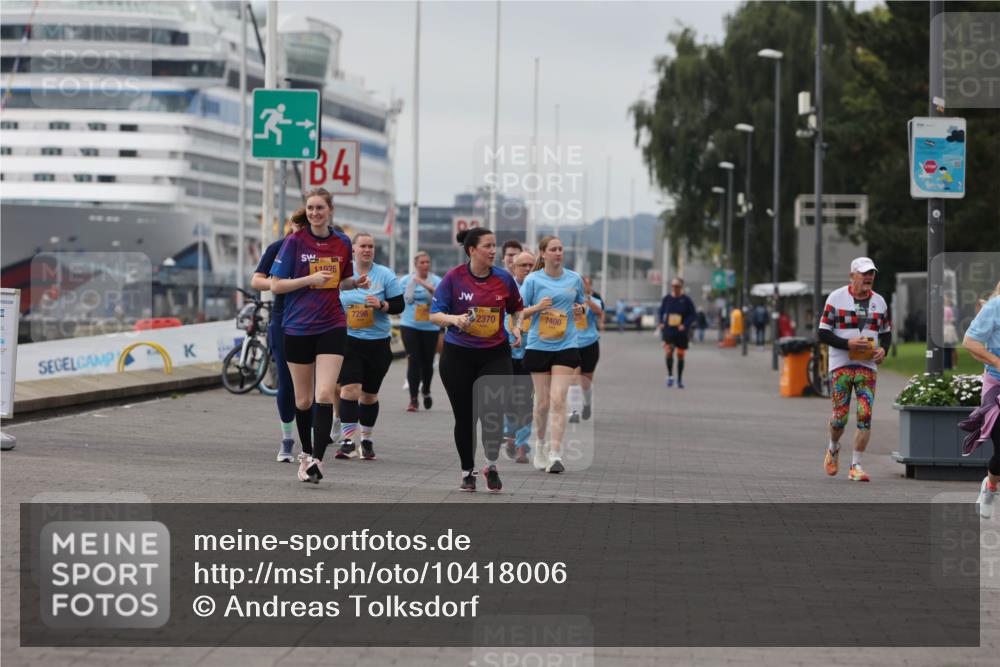 13.09.2026 - Kiel Lauf Andreas Tolksdorf http://msf.ph/oto/10418006 13.09.2026 10:08:20 Kiellinie 3, 4, 11926, 7298, 2370, 7400 meine-sportfotos.de