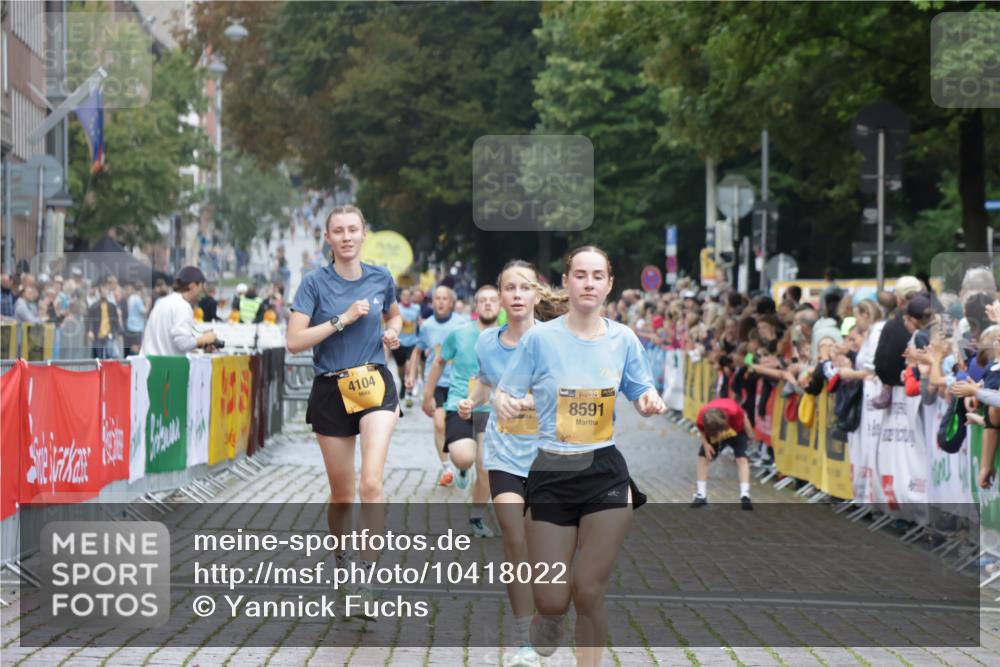 13.09.2026 - Kiel Lauf Yannick Fuchs http://msf.ph/oto/10418022 13.09.2026 09:39:23 Ziel 3522, 4104, 5272, 5398, 5869, 7216, 7431, 8591, 8807, 12682, 12833, 20, 682, 1702, 1927, 4314, 8313, 8943, 9838, 10894, 12496, 12682, 4862, 9351, 9444, 9782, 10303, 10769, 12172, 7747, 8482, 9759, 10415, 10894 meine-sportfotos.de