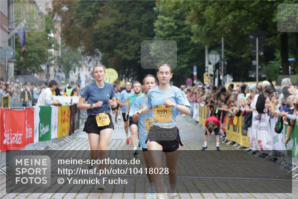 13.09.2026 - Kiel Lauf Yannick Fuchs http://msf.ph/oto/10418028 13.09.2026 09:39:23 Ziel 3522, 4104, 5272, 5398, 5869, 7216, 7431, 8591, 8807, 12682, 12833, 20, 682, 1702, 1927, 4314, 8313, 8943, 9838, 10894, 12496, 12682, 4862, 9351, 9444, 9782, 10303, 10769, 12172, 7747, 8482, 9759, 10415, 10894 meine-sportfotos.de