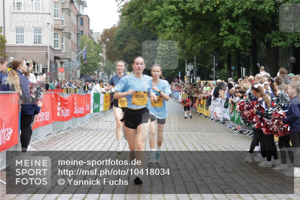 13.09.2026 - Kiel Lauf Yannick Fuchs http://msf.ph/oto/10418034 13.09.2026 09:39:25 Ziel 3522, 4104, 5272, 5398, 7216, 8591, 8807, 12833, 20, 682, 1702, 1927, 4314, 5869, 7431, 8313, 8943, 9838, 12496, 12682, 4090, 4862, 9351, 9444, 9782, 10303, 10769, 12172, 4314, 7747, 8313, 9759, 10894 meine-sportfotos.de